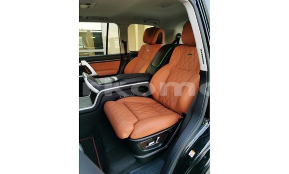 Buy Import Toyota Land Cruiser Black Car in Import - Dubai in Great Comore Buy Import Toyota Land Cruiser Black Car in Import - Dubai in Great Comore