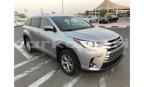 Acheter Import Voiture Toyota Highlander Autre à Import - Dubai, Grande Comore Acheter Import Voiture Toyota Highlander Autre à Import - Dubai, Grande Comore