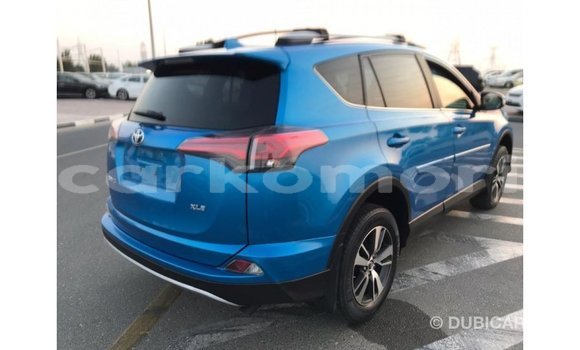 Acheter Import Voiture Toyota 4Runner Bleu à Import - Dubai, Grande Comore Acheter Import Voiture Toyota 4Runner Bleu à Import - Dubai, Grande Comore