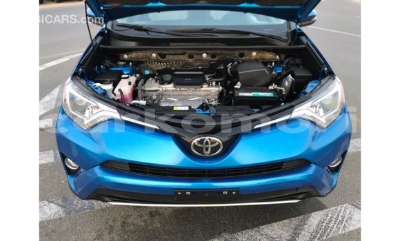 Acheter Import Voiture Toyota 4Runner Bleu à Import - Dubai, Grande Comore Acheter Import Voiture Toyota 4Runner Bleu à Import - Dubai, Grande Comore