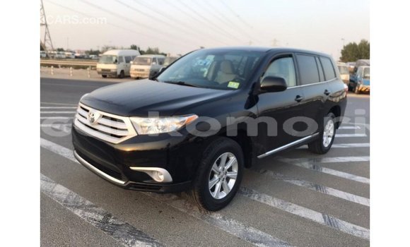 Acheter Import Voiture Toyota Highlander Noir à Import - Dubai, Grande Comore Acheter Import Voiture Toyota Highlander Noir à Import - Dubai, Grande Comore