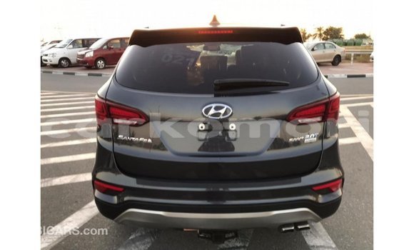 Acheter Import Voiture Hyundai Santa Fe Noir à Import - Dubai, Grande Comore Acheter Import Voiture Hyundai Santa Fe Noir à Import - Dubai, Grande Comore
