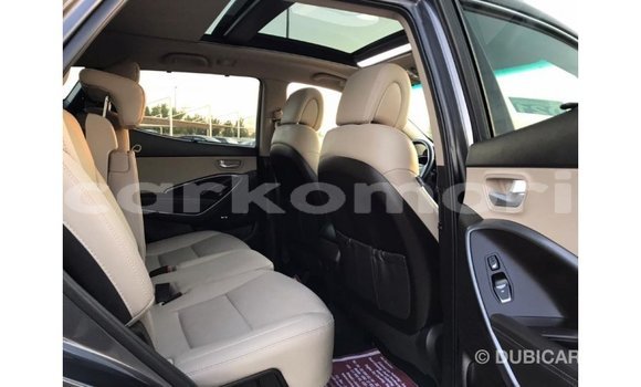 Acheter Import Voiture Hyundai Santa Fe Noir à Import - Dubai, Grande Comore Acheter Import Voiture Hyundai Santa Fe Noir à Import - Dubai, Grande Comore