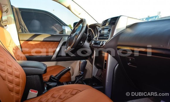 Acheter Import Voiture Toyota Prado Autre à Import - Dubai, Grande Comore Acheter Import Voiture Toyota Prado Autre à Import - Dubai, Grande Comore