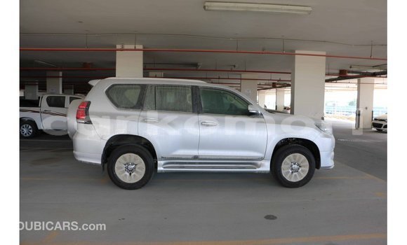 Buy Import Toyota Prado Other Car in Import - Dubai in Great Comore Buy Import Toyota Prado Other Car in Import - Dubai in Great Comore