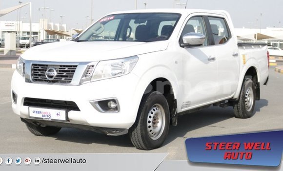Buy Import Nissan Navara White Car in Import - Dubai in Great Comore Buy Import Nissan Navara White Car in Import - Dubai in Great Comore