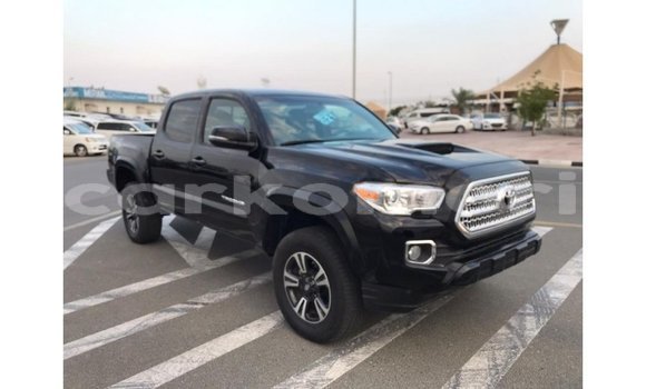 Acheter Import Voiture Toyota Tacoma Noir à Import - Dubai, Grande Comore Acheter Import Voiture Toyota Tacoma Noir à Import - Dubai, Grande Comore