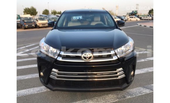 Acheter Import Voiture Toyota Highlander Noir à Import - Dubai, Grande Comore Acheter Import Voiture Toyota Highlander Noir à Import - Dubai, Grande Comore