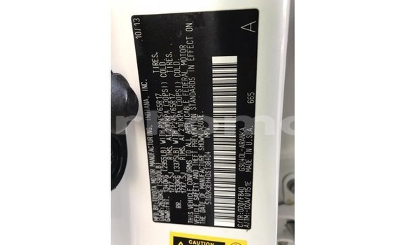 Acheter Import Voiture Toyota Highlander Blanc à Import - Dubai, Grande Comore Acheter Import Voiture Toyota Highlander Blanc à Import - Dubai, Grande Comore