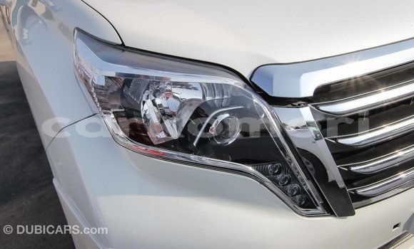 Acheter Import Voiture Toyota Prado Blanc à Import - Dubai, Grande Comore Acheter Import Voiture Toyota Prado Blanc à Import - Dubai, Grande Comore