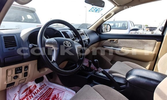 Acheter Import Voiture Toyota Fortuner Autre à Import - Dubai, Grande Comore Acheter Import Voiture Toyota Fortuner Autre à Import - Dubai, Grande Comore