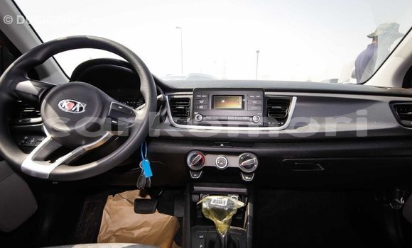 Acheter Import Voiture Kia Rio Rouge à Import - Dubai, Grande Comore Acheter Import Voiture Kia Rio Rouge à Import - Dubai, Grande Comore