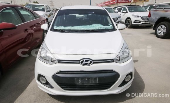 Acheter Import Voiture Hyundai i10 Blanc à Import - Dubai, Grande Comore Acheter Import Voiture Hyundai i10 Blanc à Import - Dubai, Grande Comore