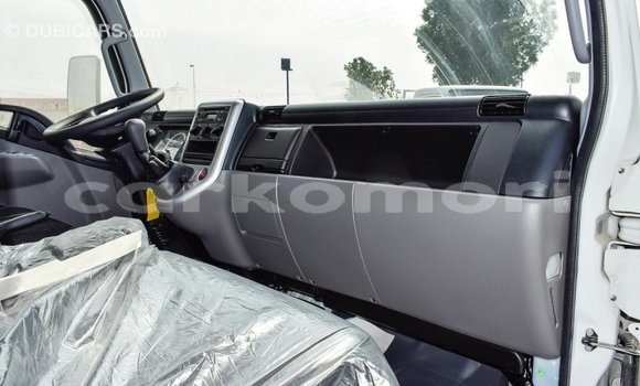 Buy Import Mitsubishi Carisma White Car in Import - Dubai in Great Comore Buy Import Mitsubishi Carisma White Car in Import - Dubai in Great Comore