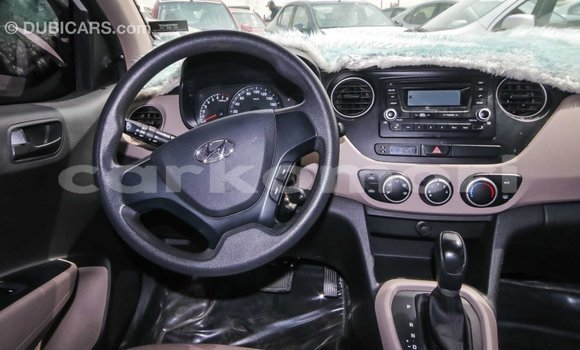 Acheter Import Voiture Hyundai i10 Blanc à Import - Dubai, Grande Comore Acheter Import Voiture Hyundai i10 Blanc à Import - Dubai, Grande Comore