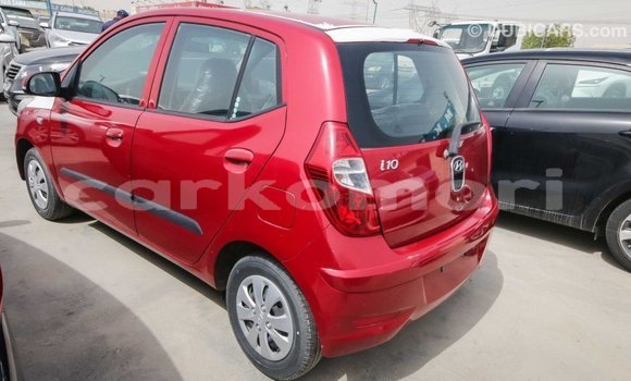 Acheter Import Voiture Hyundai i10 Rouge à Import - Dubai, Grande Comore Acheter Import Voiture Hyundai i10 Rouge à Import - Dubai, Grande Comore