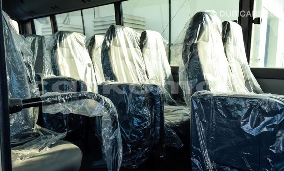 Acheter Import Voiture Hyundai Accent Beige à Import - Dubai, Grande Comore Acheter Import Voiture Hyundai Accent Beige à Import - Dubai, Grande Comore