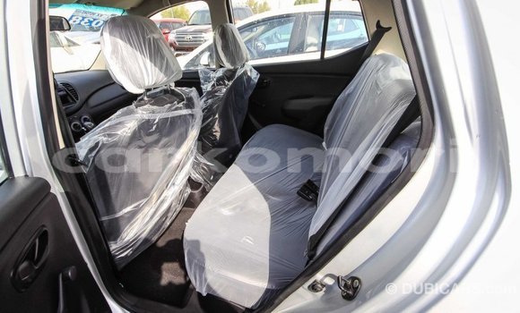Acheter Import Voiture Hyundai i10 Autre à Import - Dubai, Grande Comore Acheter Import Voiture Hyundai i10 Autre à Import - Dubai, Grande Comore