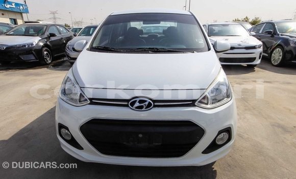 Acheter Import Voiture Hyundai i10 Blanc à Import - Dubai, Grande Comore Acheter Import Voiture Hyundai i10 Blanc à Import - Dubai, Grande Comore