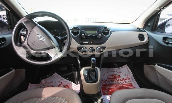 Acheter Import Voiture Hyundai i10 Blanc à Import - Dubai, Grande Comore Acheter Import Voiture Hyundai i10 Blanc à Import - Dubai, Grande Comore