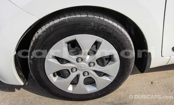 Acheter Import Voiture Hyundai i10 Blanc à Import - Dubai, Grande Comore Acheter Import Voiture Hyundai i10 Blanc à Import - Dubai, Grande Comore