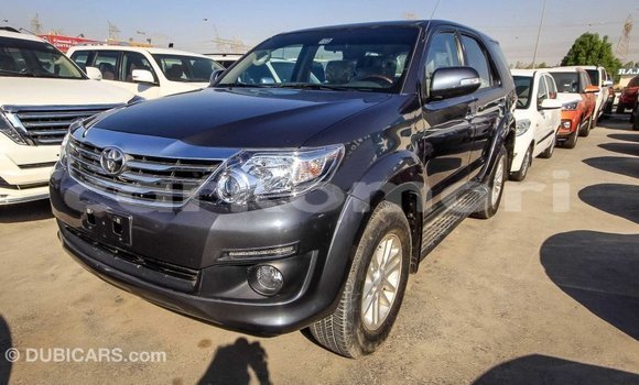 Acheter Import Voiture Toyota Fortuner Autre à Import - Dubai, Grande Comore Acheter Import Voiture Toyota Fortuner Autre à Import - Dubai, Grande Comore