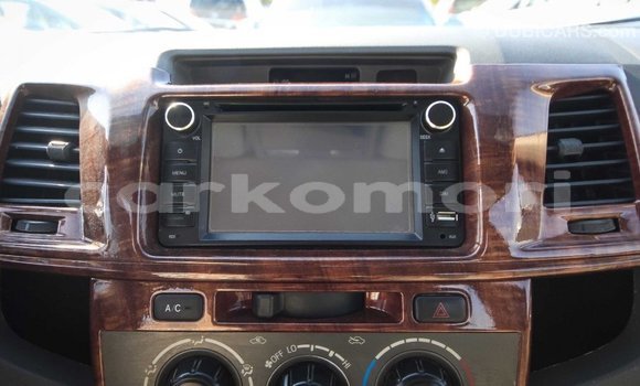 Acheter Import Voiture Toyota Fortuner Autre à Import - Dubai, Grande Comore Acheter Import Voiture Toyota Fortuner Autre à Import - Dubai, Grande Comore