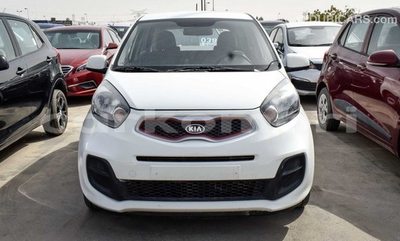 Acheter Import Voiture Kia Picanto Blanc à Import - Dubai, Grande Comore Acheter Import Voiture Kia Picanto Blanc à Import - Dubai, Grande Comore