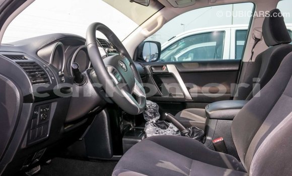 Acheter Import Voiture Toyota Prado Autre à Import - Dubai, Grande Comore Acheter Import Voiture Toyota Prado Autre à Import - Dubai, Grande Comore