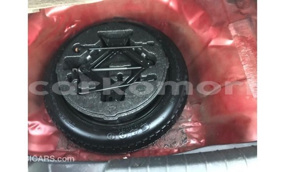 Acheter Import Voiture Hyundai Sonata Rouge à Import - Dubai, Grande Comore Acheter Import Voiture Hyundai Sonata Rouge à Import - Dubai, Grande Comore