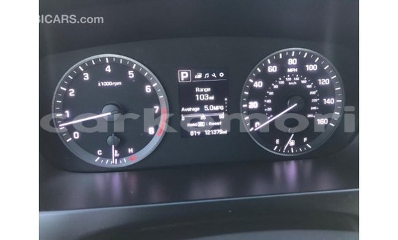 Acheter Import Voiture Hyundai Sonata Rouge à Import - Dubai, Grande Comore Acheter Import Voiture Hyundai Sonata Rouge à Import - Dubai, Grande Comore