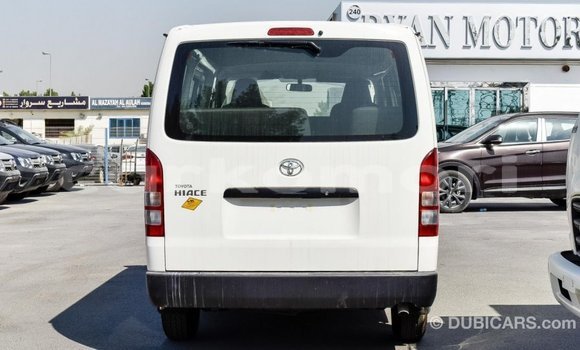 Buy Import Toyota Hiace White Car in Import - Dubai in Great Comore Buy Import Toyota Hiace White Car in Import - Dubai in Great Comore