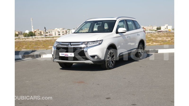 Big with watermark mitsubishi outlander grande comore import dubai 1543