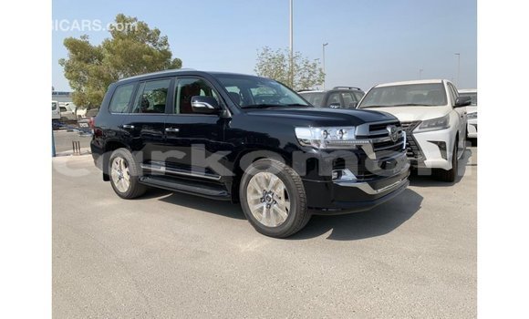 Buy Import Toyota Land Cruiser Black Car in Import - Dubai in Great Comore Buy Import Toyota Land Cruiser Black Car in Import - Dubai in Great Comore
