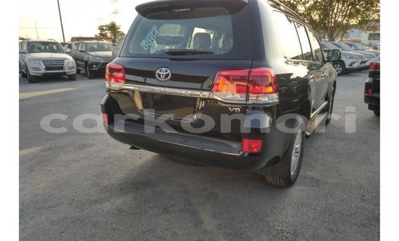 Buy Import Toyota Land Cruiser Black Car in Import - Dubai in Great Comore Buy Import Toyota Land Cruiser Black Car in Import - Dubai in Great Comore