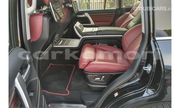 Buy Import Toyota Land Cruiser Black Car in Import - Dubai in Great Comore Buy Import Toyota Land Cruiser Black Car in Import - Dubai in Great Comore