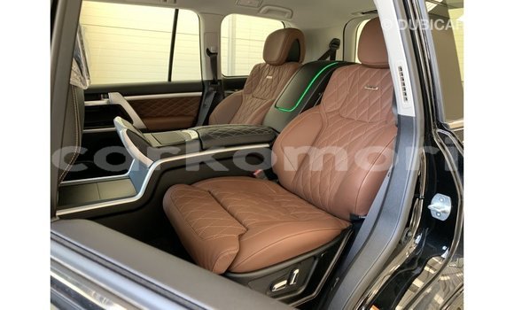 Buy Import Toyota Land Cruiser Black Car in Import - Dubai in Great Comore Buy Import Toyota Land Cruiser Black Car in Import - Dubai in Great Comore