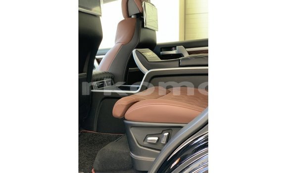 Buy Import Toyota Land Cruiser Black Car in Import - Dubai in Great Comore Buy Import Toyota Land Cruiser Black Car in Import - Dubai in Great Comore