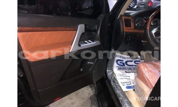 Acheter Import Voiture Toyota Land Cruiser Noir à Import - Dubai, Grande Comore Acheter Import Voiture Toyota Land Cruiser Noir à Import - Dubai, Grande Comore