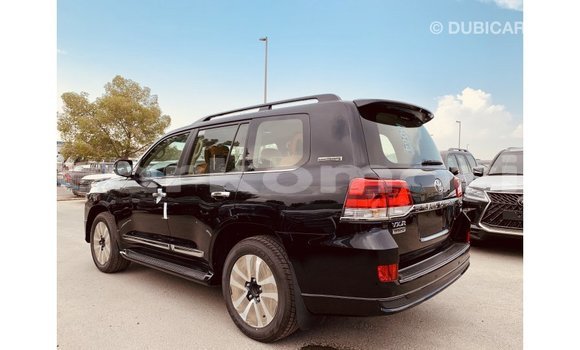 Buy Import Toyota Land Cruiser Black Car in Import - Dubai in Great Comore Buy Import Toyota Land Cruiser Black Car in Import - Dubai in Great Comore
