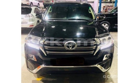 Acheter Import Voiture Toyota Land Cruiser Noir à Import - Dubai, Grande Comore Acheter Import Voiture Toyota Land Cruiser Noir à Import - Dubai, Grande Comore