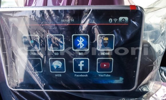 Buy Import Toyota Land Cruiser White Car in Import - Dubai in Great Comore Buy Import Toyota Land Cruiser White Car in Import - Dubai in Great Comore