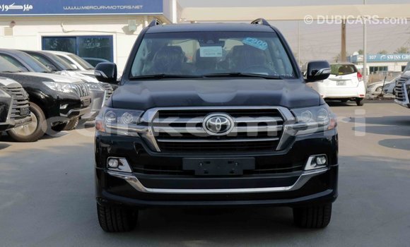 Buy Import Toyota Land Cruiser Black Car in Import - Dubai in Great Comore Buy Import Toyota Land Cruiser Black Car in Import - Dubai in Great Comore