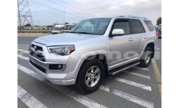 Acheter Import Voiture Toyota 4Runner Autre à Import - Dubai, Grande Comore Acheter Import Voiture Toyota 4Runner Autre à Import - Dubai, Grande Comore