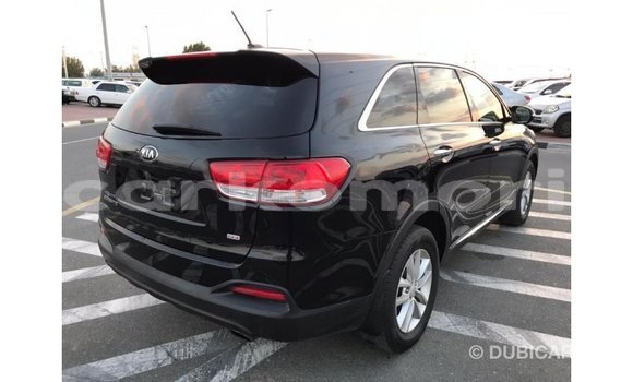 Acheter Import Voiture Kia Sorento Noir à Import - Dubai, Grande Comore Acheter Import Voiture Kia Sorento Noir à Import - Dubai, Grande Comore
