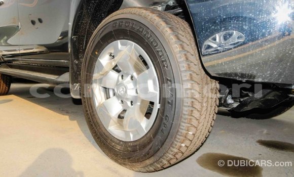 Acheter Import Voiture Toyota Hilux Autre à Import - Dubai, Grande Comore Acheter Import Voiture Toyota Hilux Autre à Import - Dubai, Grande Comore