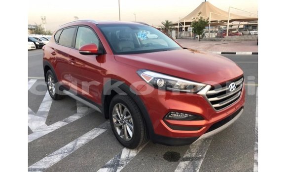 Acheter Import Voiture Hyundai Tucson Rouge à Import - Dubai, Grande Comore Acheter Import Voiture Hyundai Tucson Rouge à Import - Dubai, Grande Comore