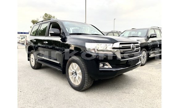 Buy Import Toyota Land Cruiser Black Car in Import - Dubai in Great Comore Buy Import Toyota Land Cruiser Black Car in Import - Dubai in Great Comore