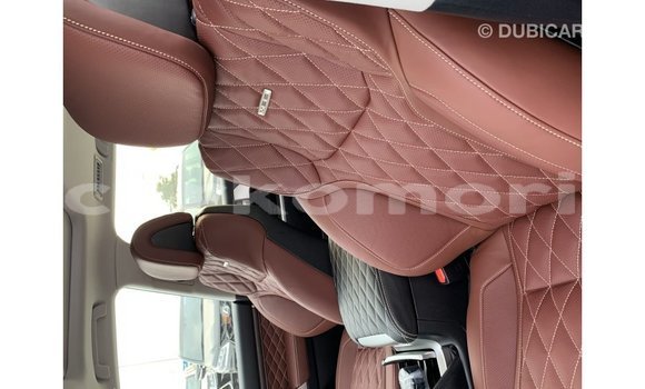 Buy Import Toyota Land Cruiser Black Car in Import - Dubai in Great Comore Buy Import Toyota Land Cruiser Black Car in Import - Dubai in Great Comore