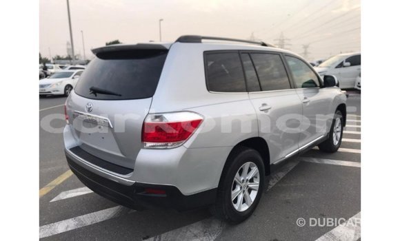 Acheter Import Voiture Toyota Highlander Autre à Import - Dubai, Grande Comore Acheter Import Voiture Toyota Highlander Autre à Import - Dubai, Grande Comore